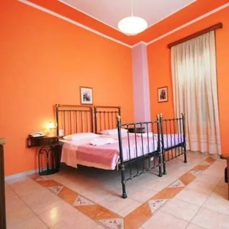 Neli * Chania (Crete)